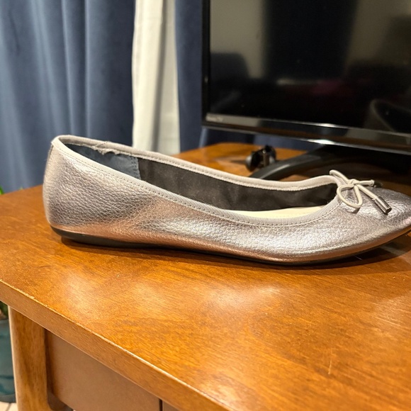 New Step Flex Dark Silver Alaea Ballet Flats with Bow, 9M - Picture 4 of 6